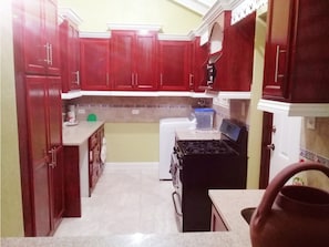 Comfort Apartment | Private kitchen - Harriet's Haven (Holetown)