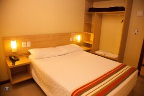 Economy Room | Desk, free WiFi - Pousada Costa Doce (Rio Grande)