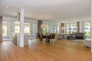 Apartment, 3 Bedrooms | Living area