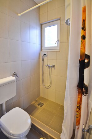 Bathroom - Apartments Cenic (Becici)