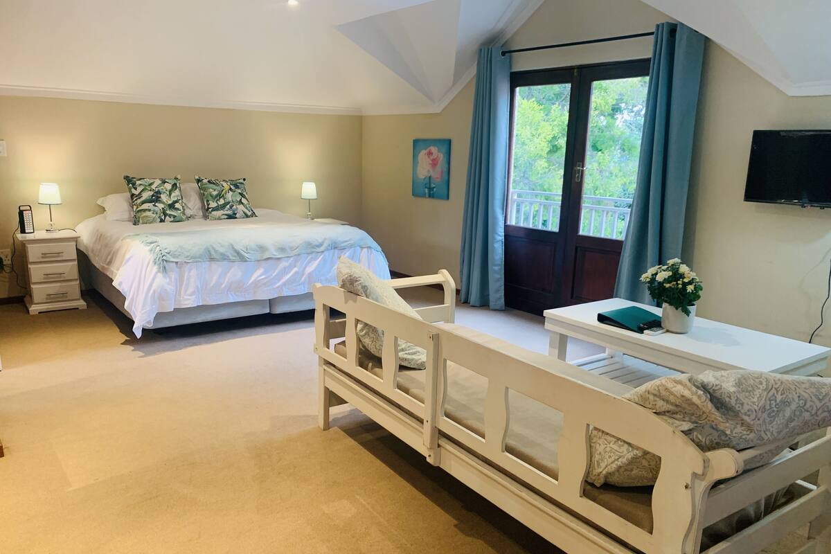 Leilighet – deluxe, 1 soverom | Sengetøy av topp kvalitet, minibar og individuelt dekorert