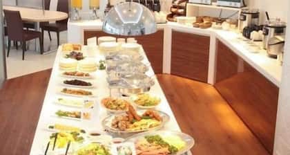 Komaki Central Hotel