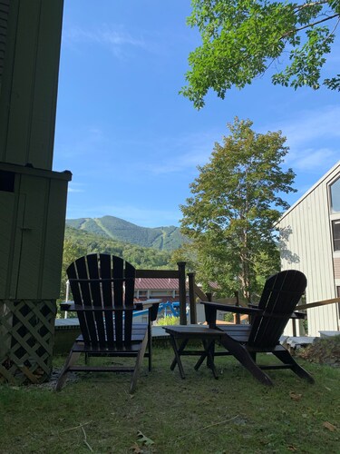 Sun Soaked Views, Pool, Spa; and Spectacular Mountain Views LOW OCT RATES