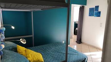 1 Schlafzimmer, Reisekinderbett, WLAN, Bettwäsche