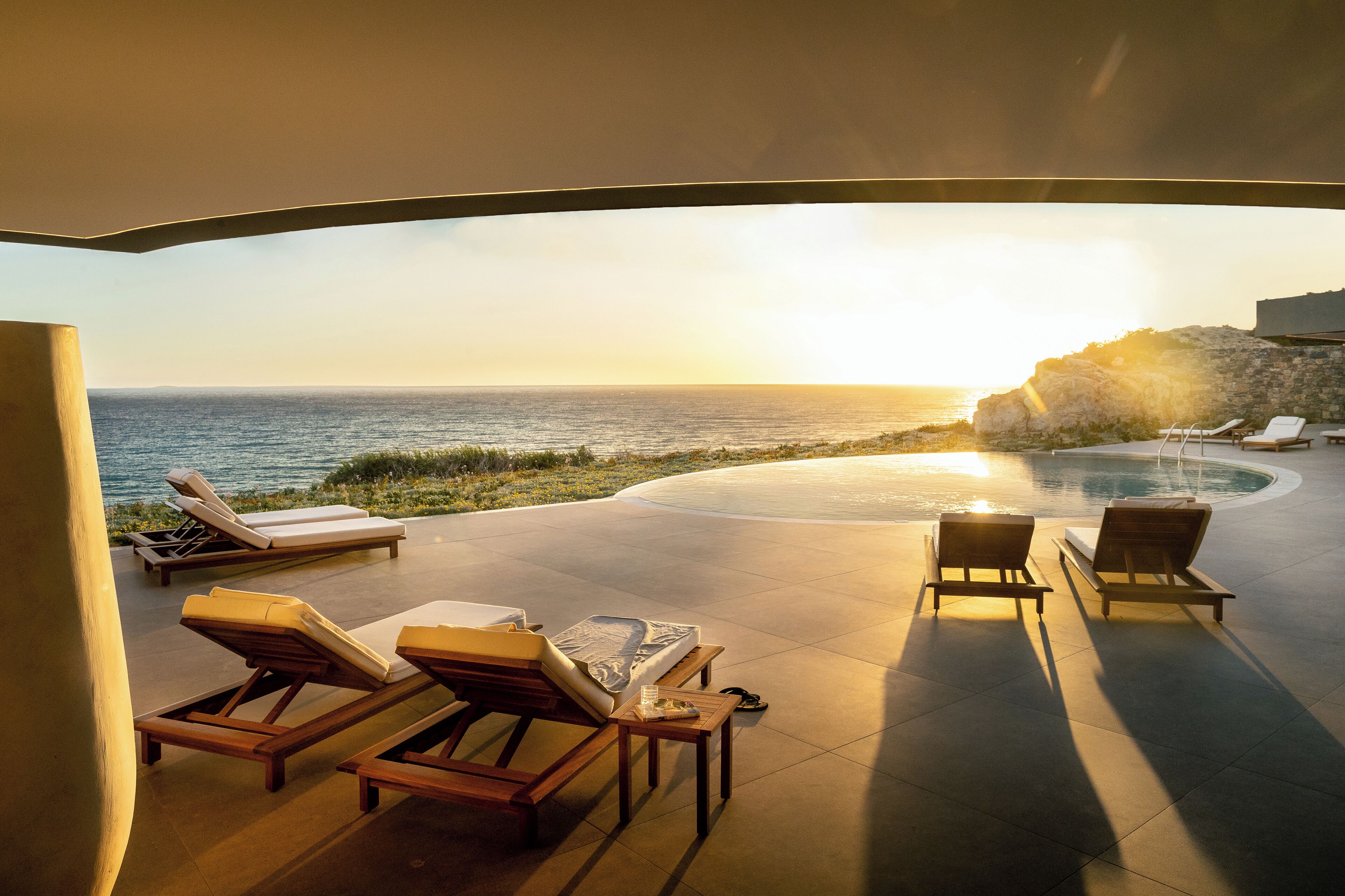 Couples treatment room(s), sauna, steam room, body treatments