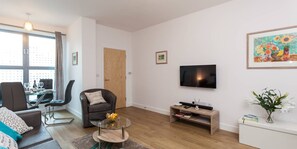Business Apartment | Living room