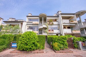 Exterior - Residenza Verde (Desenzano del Garda)