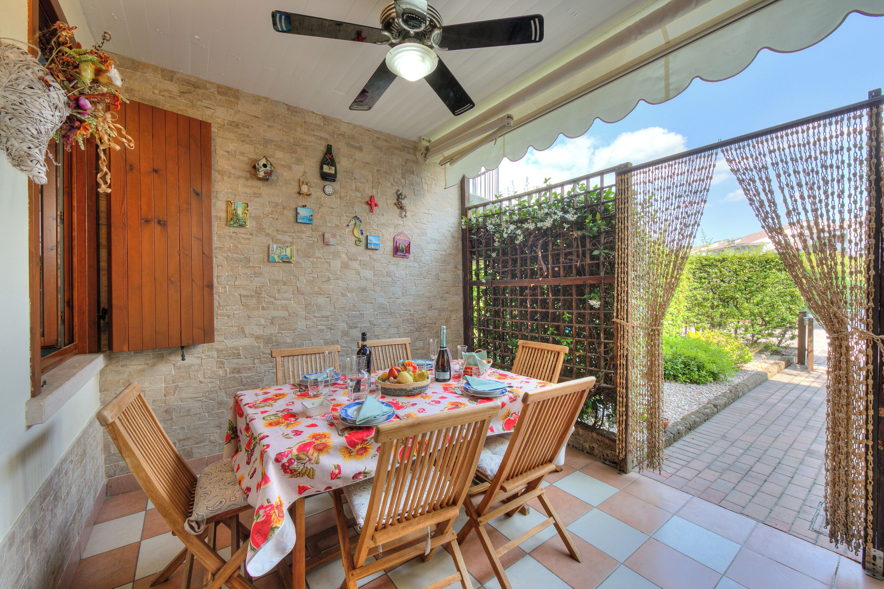 Family Apartment, Multiple Bedrooms (Residenza Verde) | Outdoor dining