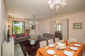 Familjelägenhet - 3 sovrum (Villa Alberti Appartamento Emma) | Interiör