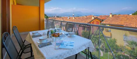 Appartement Familial, plusieurs chambres (Appartamento Vista Lago) | Balcon