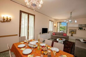 Familievilla, flere soverom (Villa Alberti 900m from Garda lake) | Spiseområde