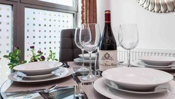 Apartment | In-room dining