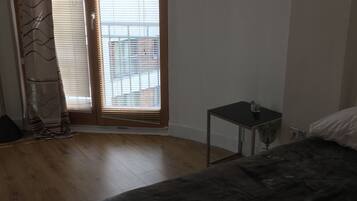 2 quartos, acesso à internet