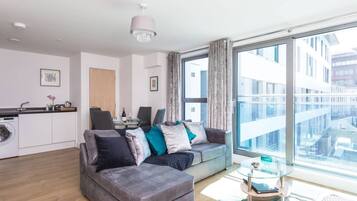 Apartment | Living room | Smart TV, Netflix, streaming services