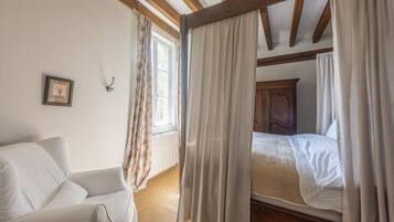 3 bedrooms, WiFi