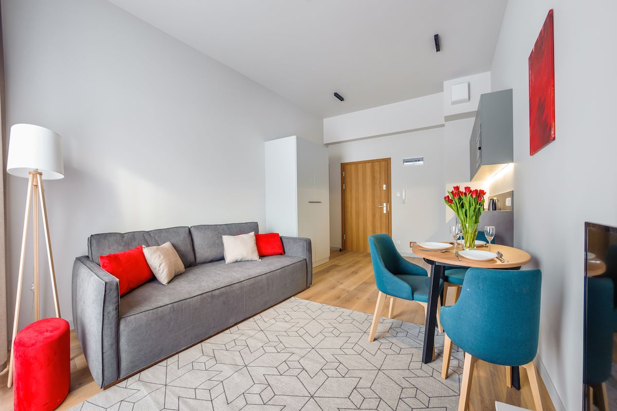Studio (A3) | Living room | Flat-screen TV