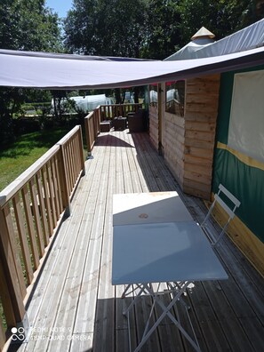 Bungalow, 3 Bedrooms | Terrace/patio