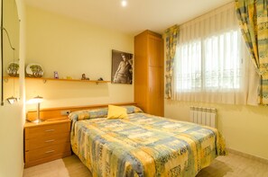 4 habitaciones y wifi gratis 