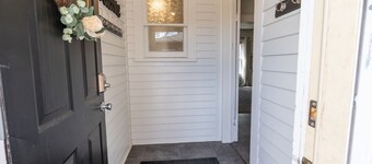 Downtown 1 Bedroom Charmer - ¡Camina, anda en bicicleta, visita, disfruta!