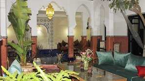 Lobby sitting area - Riad Le Voile D'Orient (Marrakech)