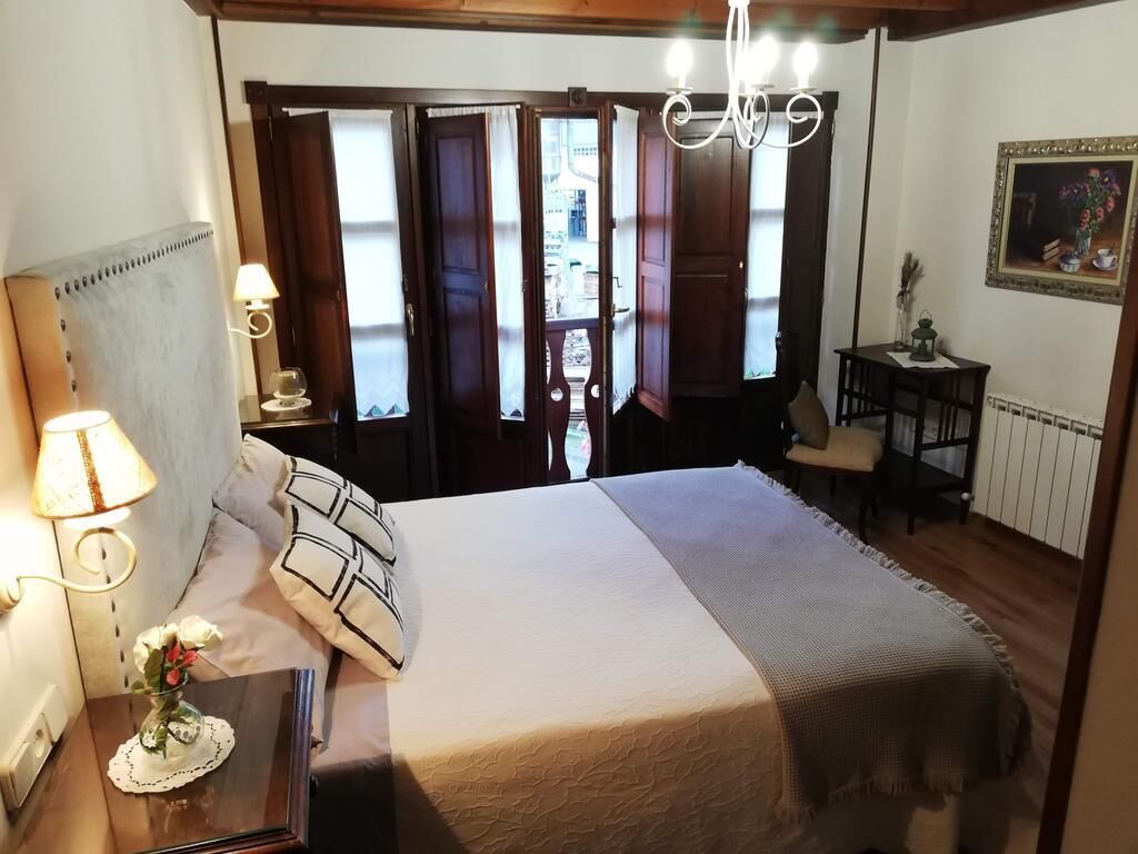 2 soverom, strykejern/-brett, wi-fi og sengetøy