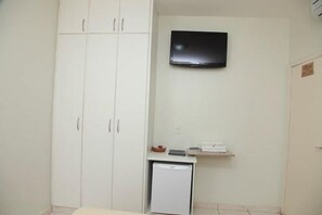 Room amenity - Tis Hotel 153 (Prata)