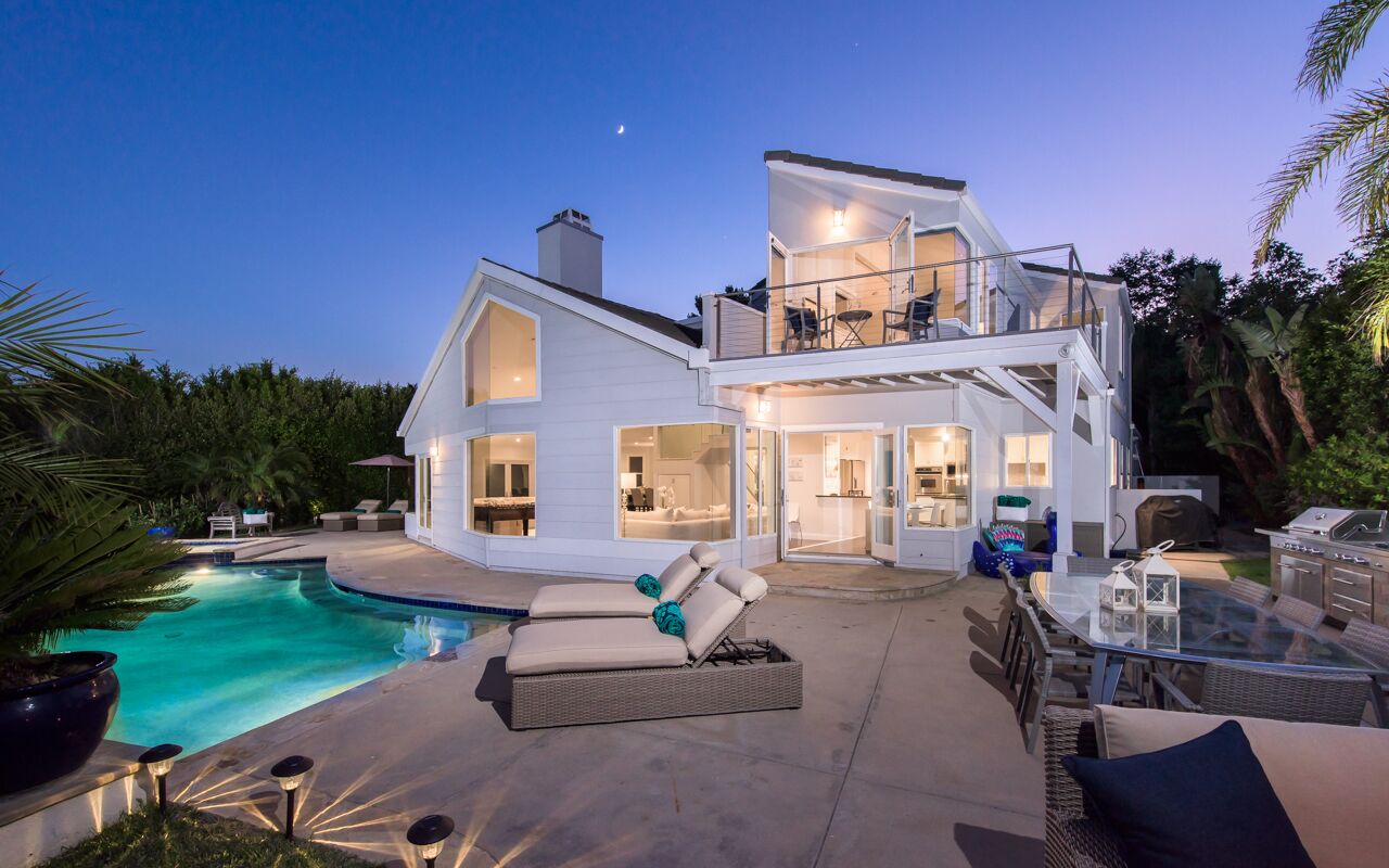 Exceptional Ocean View Contemporary Home!