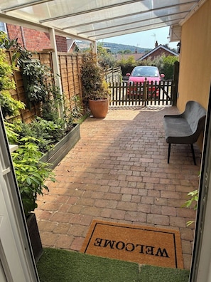 Interior - Relaxing Studio - Sauna - Luxe Bed - Pet-friendly (Winscombe)