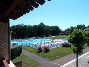 Outdoor pool, a heated pool - The sun of Lake Mondésir (Monflanquin)