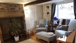 Lobby sitting area - Brunthill House b and b (Carnforth)