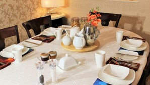 Breakfast area - Brunthill House b and b (Carnforth)