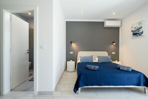 3 chambres, fer et planche à repasser, Wi-Fi gratuit, draps fournis