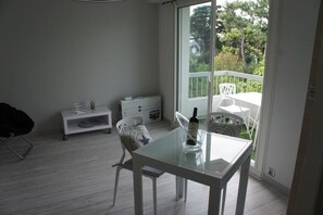 Dining - STUDIO DOWNTOWN LA BAULE (La Baule)