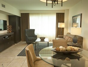 Living area - The Grandview at Las Vegas -Heated pools, hot tubs, nearby casino, restaurants  (Las Vegas)