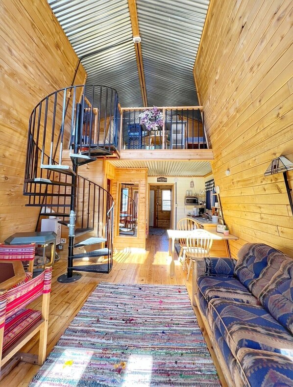 Televisión, chimenea