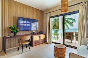 Rom – premium, havutsikt | Sengetøy i egyptisk bomull, sengetøy av topp kvalitet og minibar