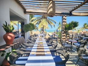 Beach bar