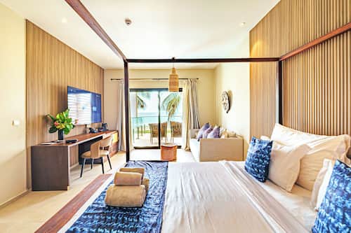 Premium-Zimmer, Meerblick | Bettwäsche aus ägyptischer Baumwolle, hochwertige Bettwaren, Minibar