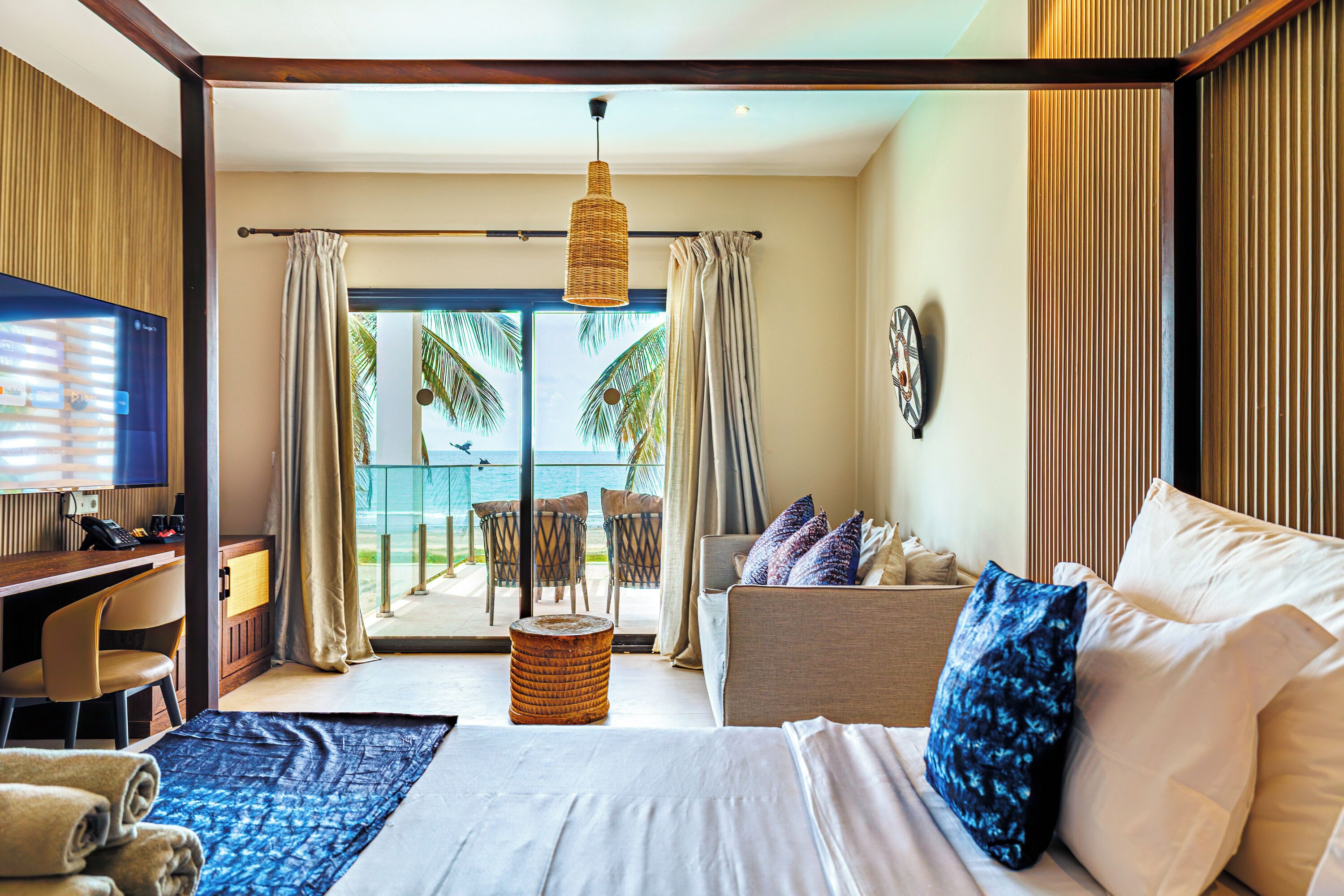 Egyptian cotton sheets, premium bedding, minibar, in-room safe