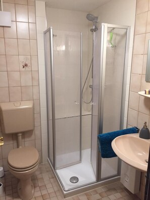 Douche, séchoir à cheveux