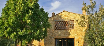 House in a typical village in the heart of Chianti