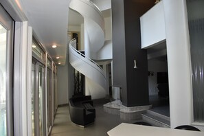 Interior - Luxury Lakeside Mansion with Basketball Court and Indoor Pool (Gaines Ville)