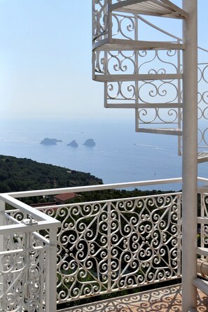 Villa, 3 Schlafzimmer, Terrasse, Meerblick | Balkon