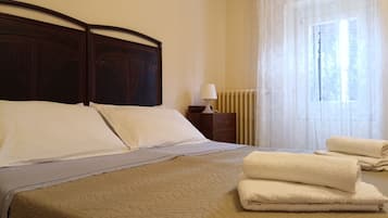 3 camere, ferro/asse da stiro, Wi-Fi gratuito, lenzuola