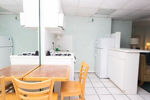 Apartment (1 Bedroom) | Private kitchen
