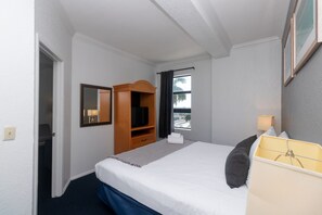 Apartment (1 Bedroom) | 1 bedroom, WiFi, bed sheets - 653 Apartment Hollywood Beach (Hollywood)