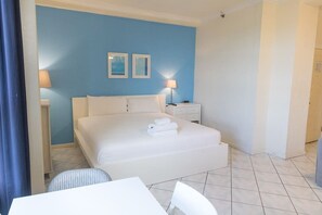 Apartment (1 Bedroom) | 1 bedroom, WiFi, bed sheets - 778 Studio Apartment Hollywood (Hollywood)