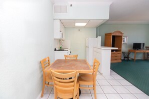 Apartamento (1 Bedroom) | Cozinha privada