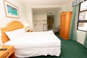 Apartment (1 Bedroom) | 1 bedroom, individually decorated, free WiFi, bed sheets - 650 Studio Apartment Hollywood Beach (Hollywood)