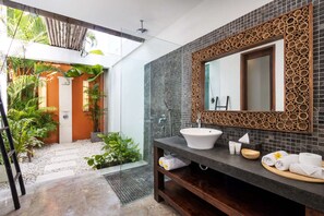 Hair dryer, towels - Beautiful Villa with Private Pool, Bali Villa 2028 (Bali)